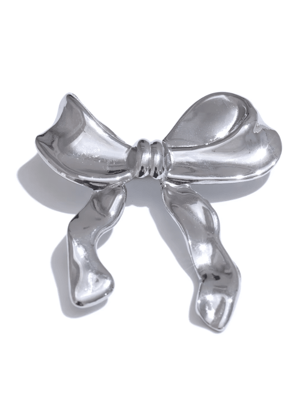 Vera Bow Brooch