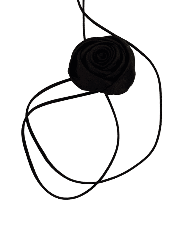 Rose String Black GTIN 05744003641970
